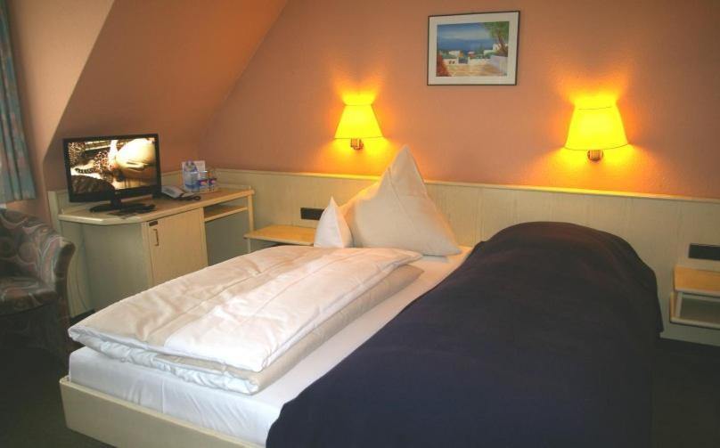 Zum Treuen Bartel Hotel Markgroningen Room photo